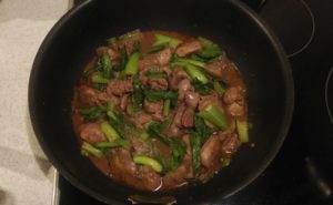鶏レバーと小松菜の炒め物の作り方09